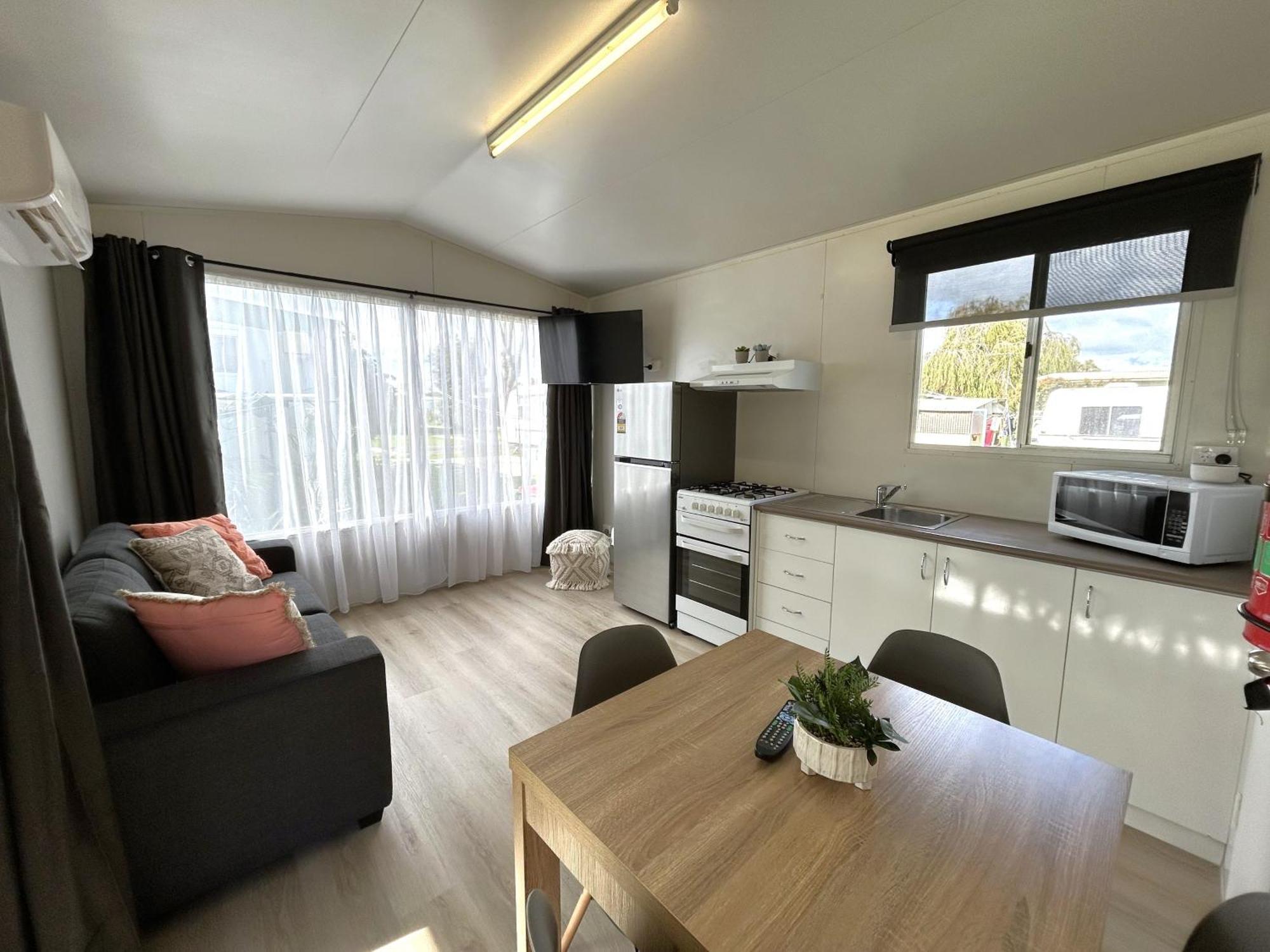 Mandurah Coastal Holiday Park Esterno foto
