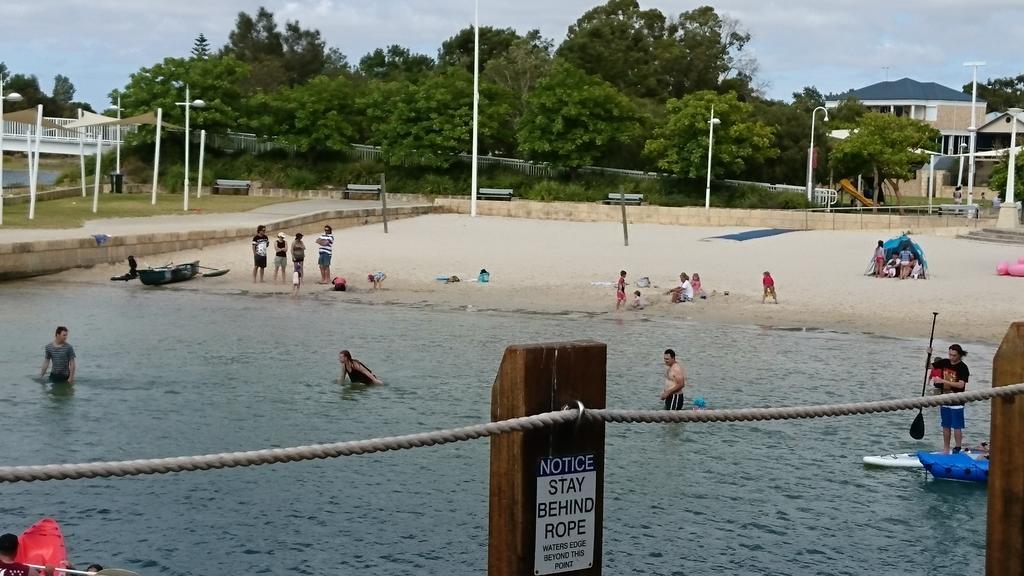 Mandurah Coastal Holiday Park Esterno foto